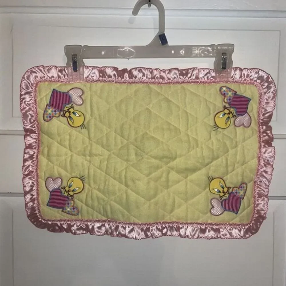 Vintage 1997 Licensed Looney Tunes Tweety Bird Security Blanket Changing Pad Nur